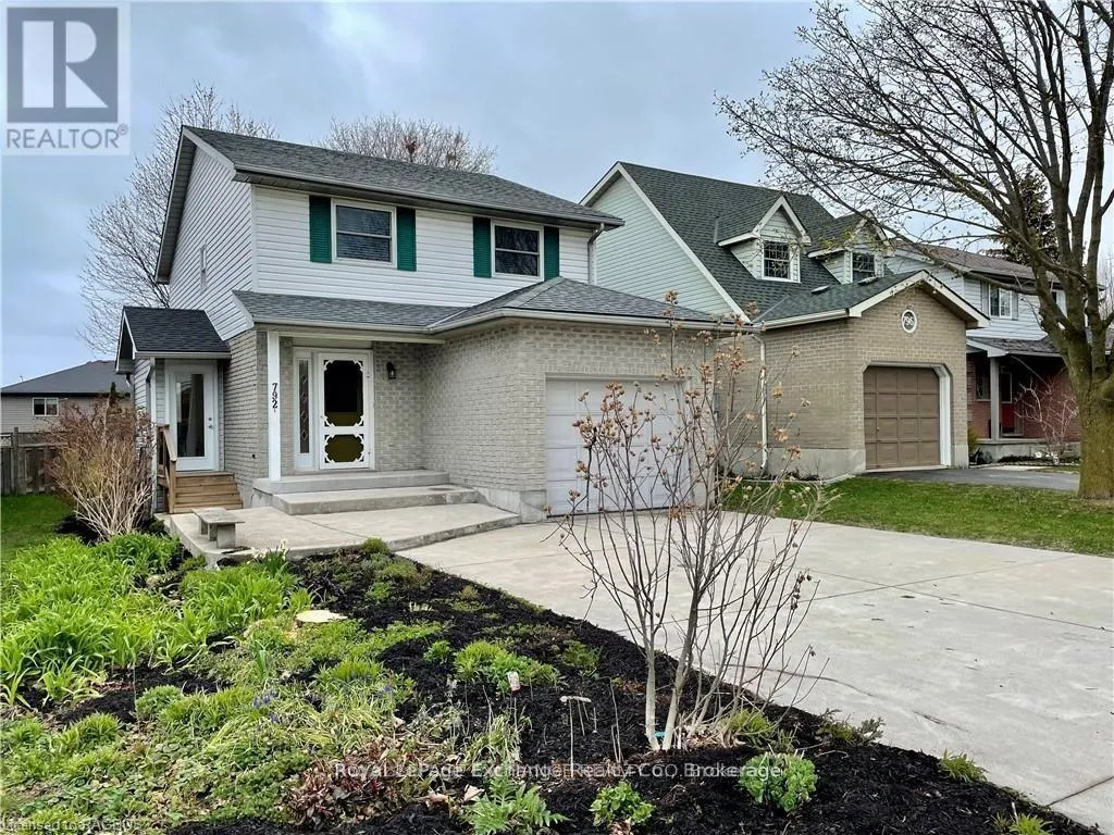 792 MACKENDRICK DRIVE