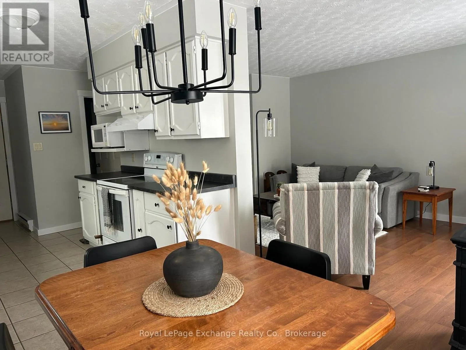 792 MACKENDRICK DRIVE