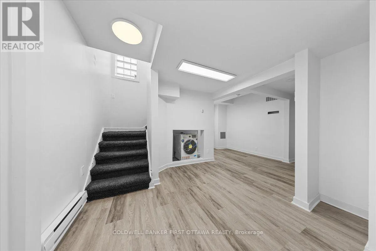 20 PRIMROSE AVENUE