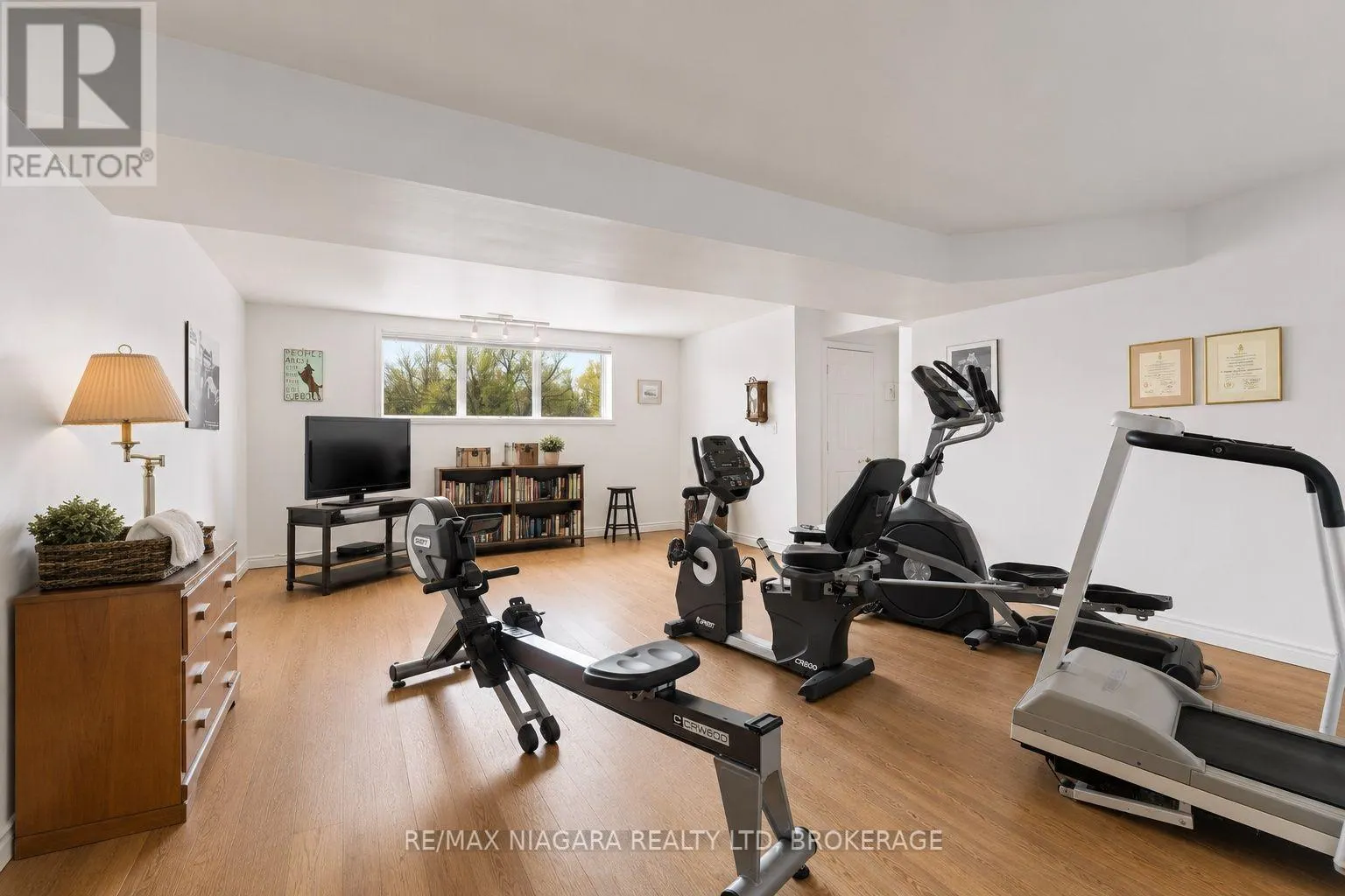 410 COUNTY RD 50 ROAD W