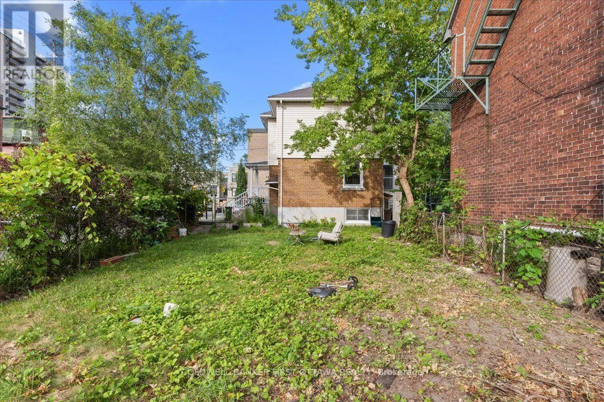20 PRIMROSE AVENUE
