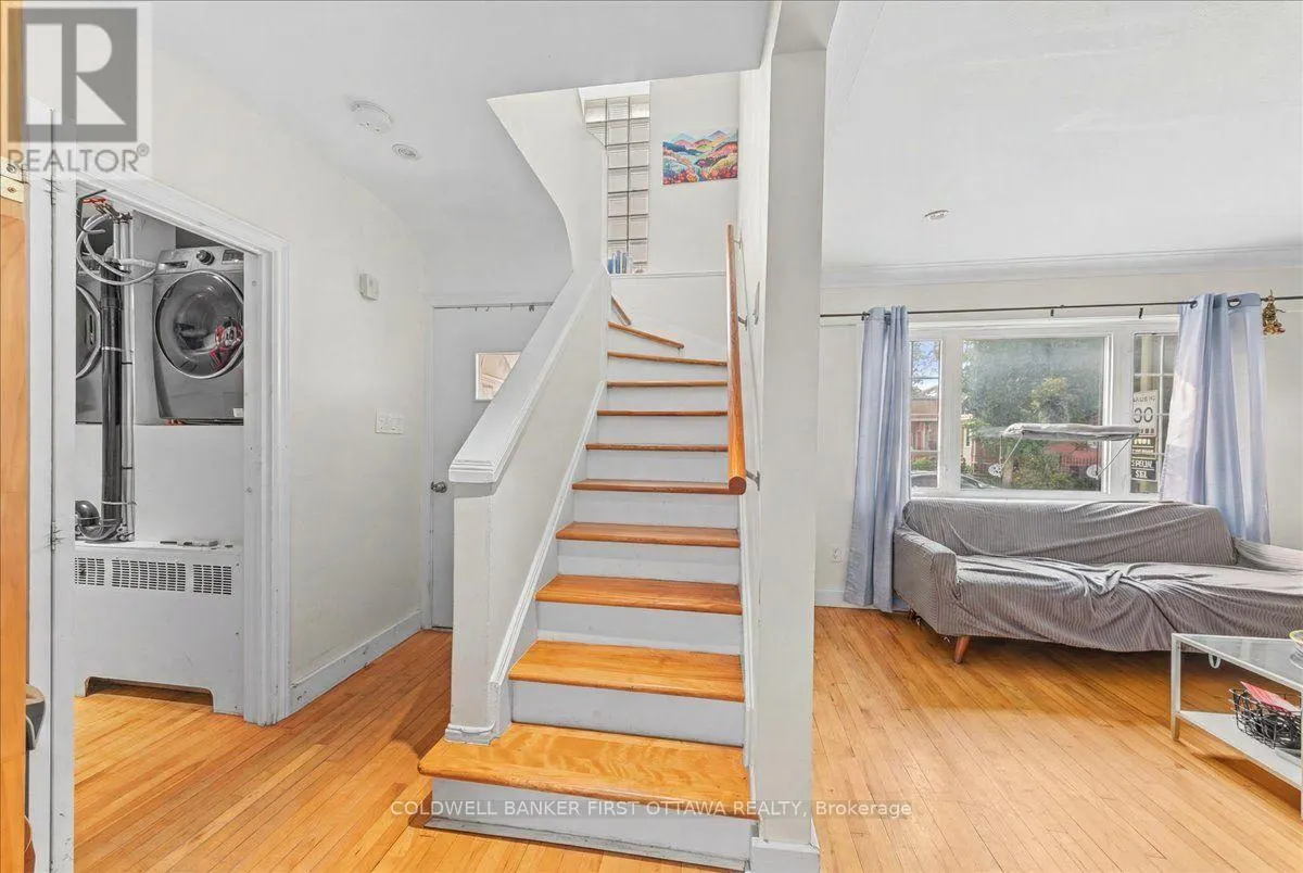 20 PRIMROSE AVENUE