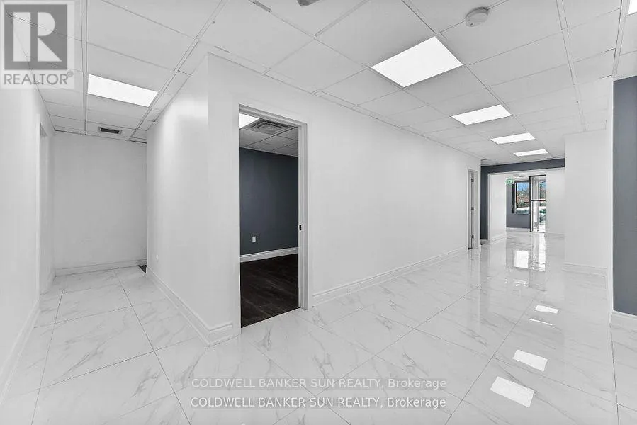 290 DUNDAS STREET