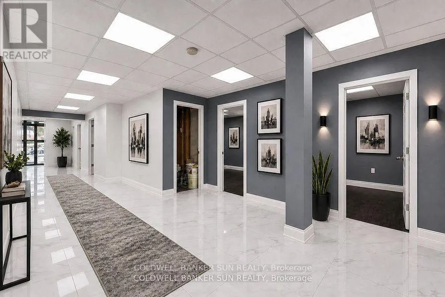 290 DUNDAS STREET
