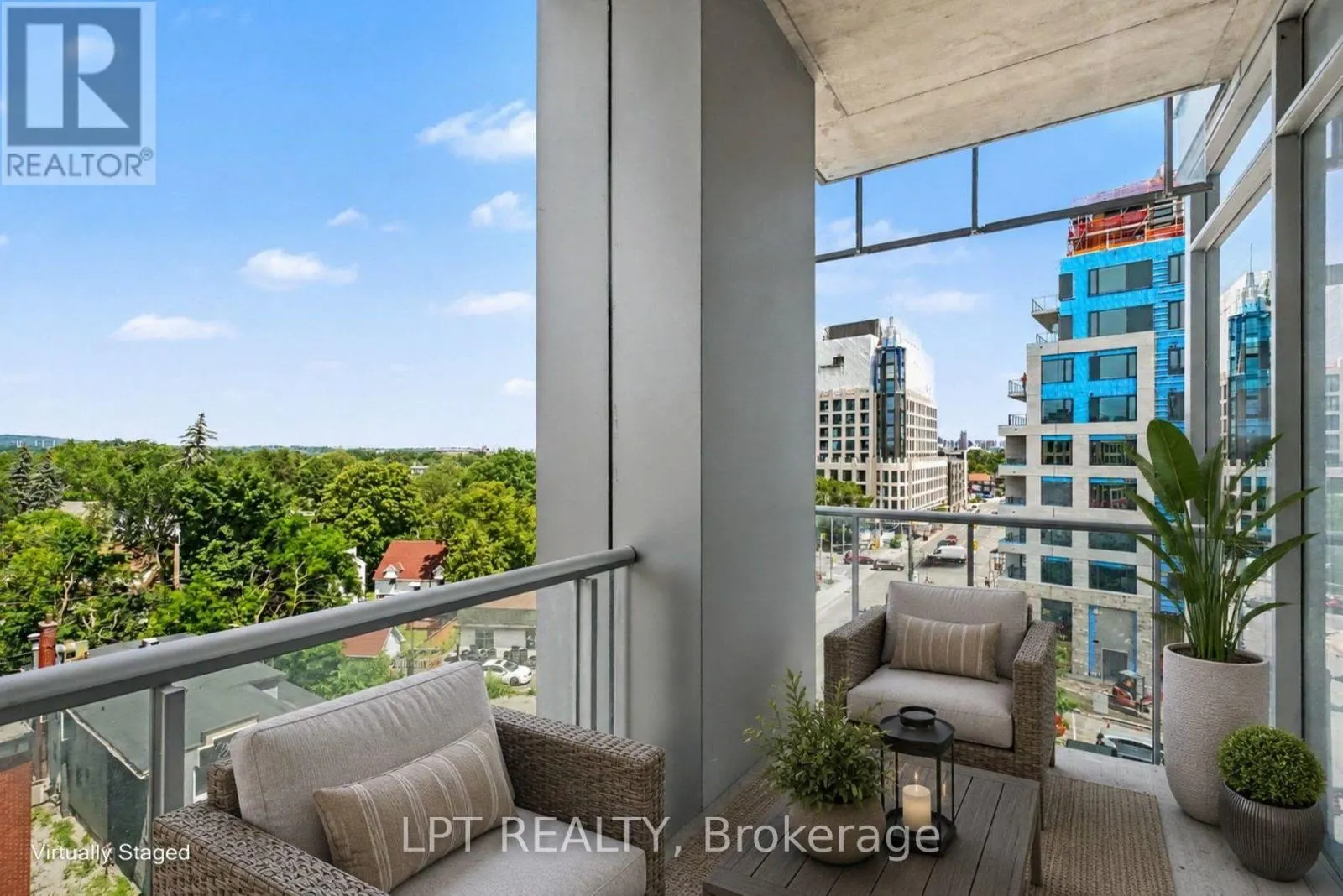 512 - 88 RICHMOND ROAD