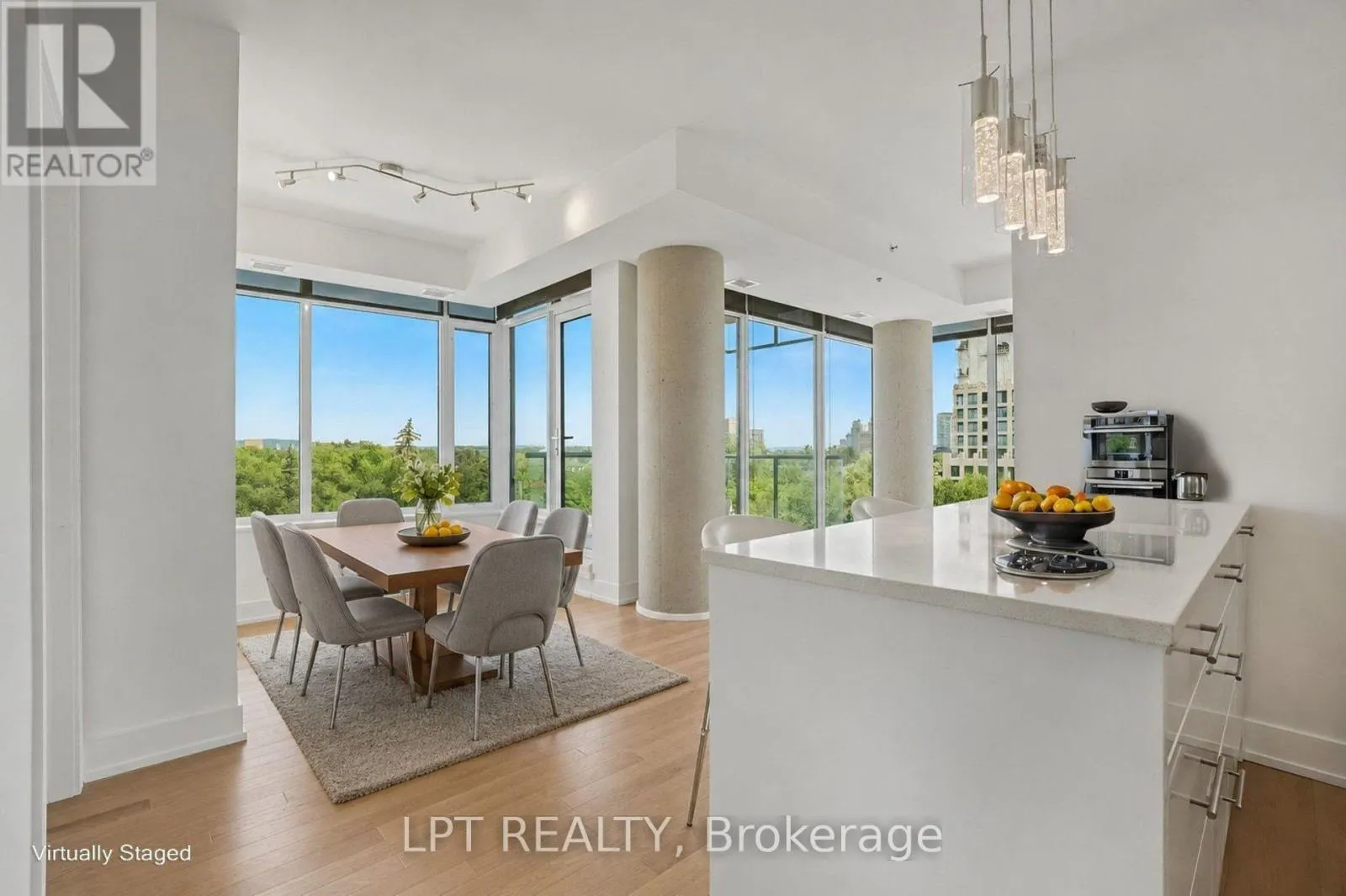 512 - 88 RICHMOND ROAD