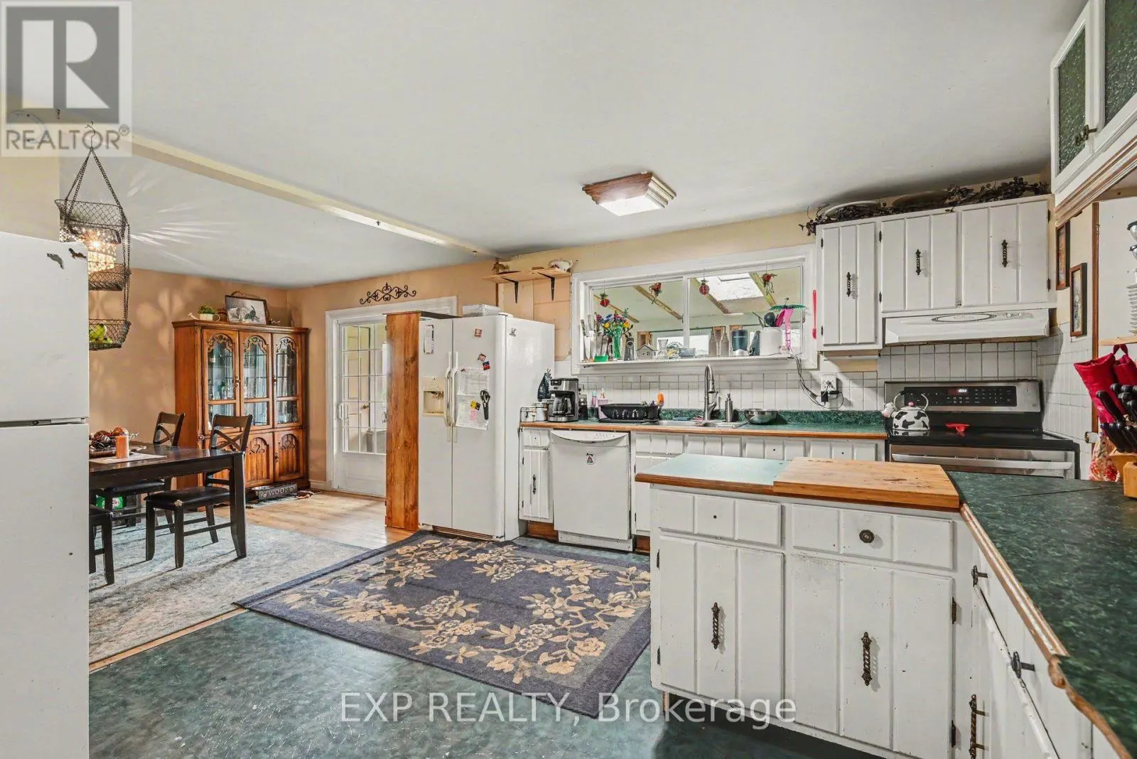 5233 3RD LINE ROAD