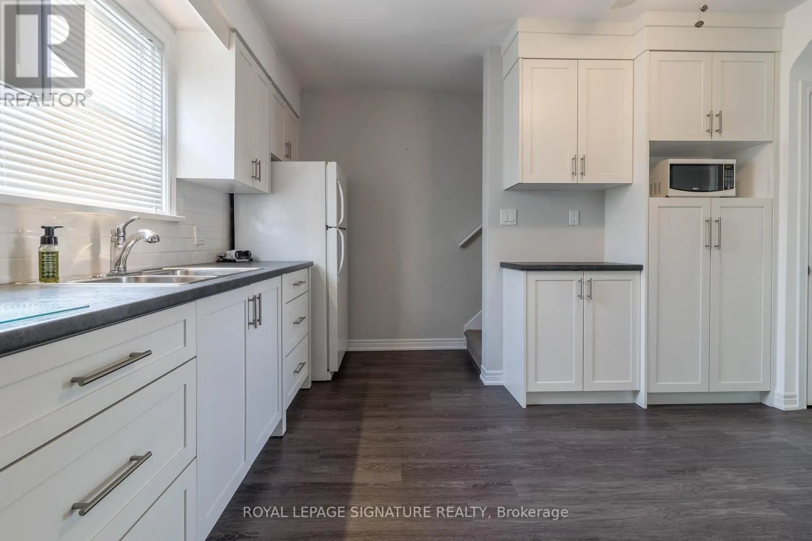 23 SULLIVAN AVENUE