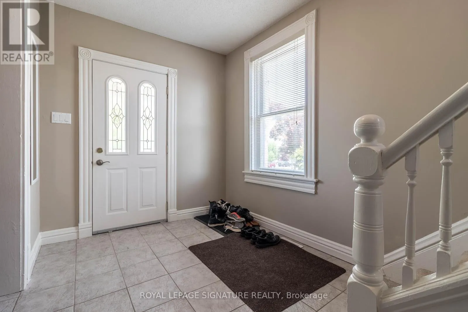 23 SULLIVAN AVENUE
