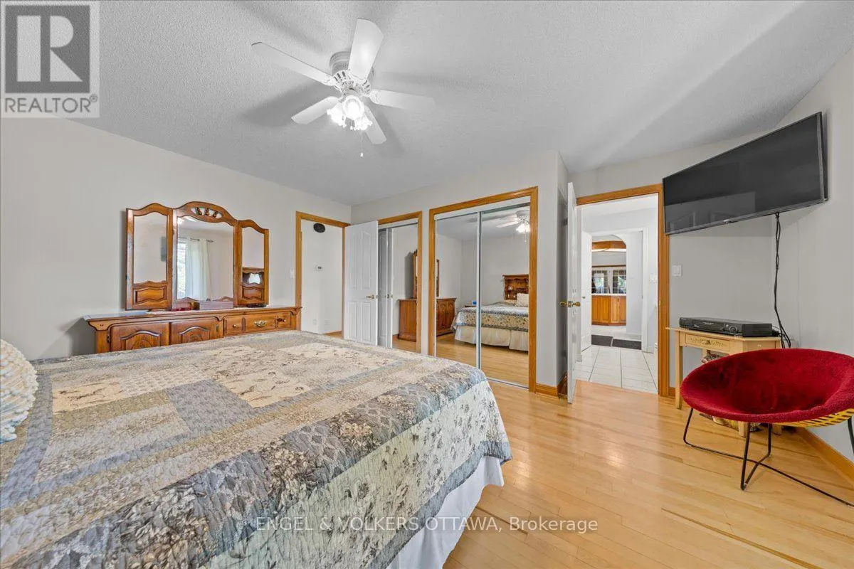 3805 BIG RIDEAU LAKE ROAD