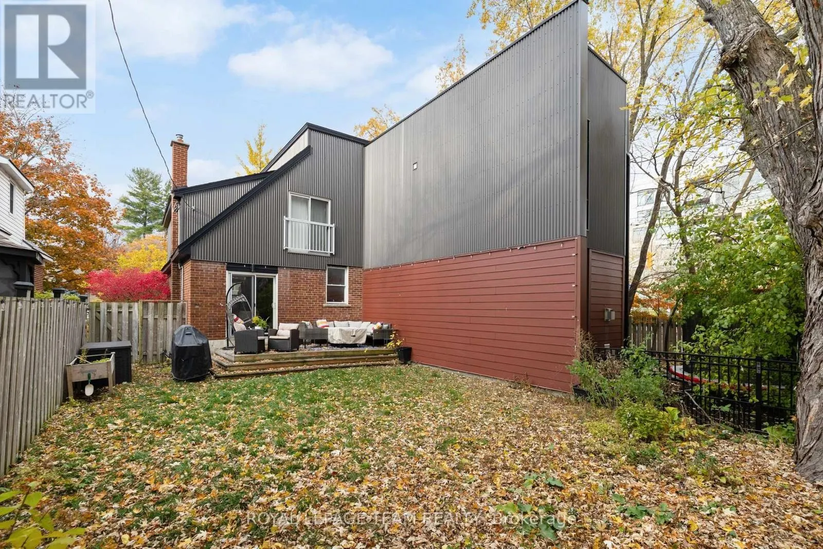 433 DAWSON AVENUE