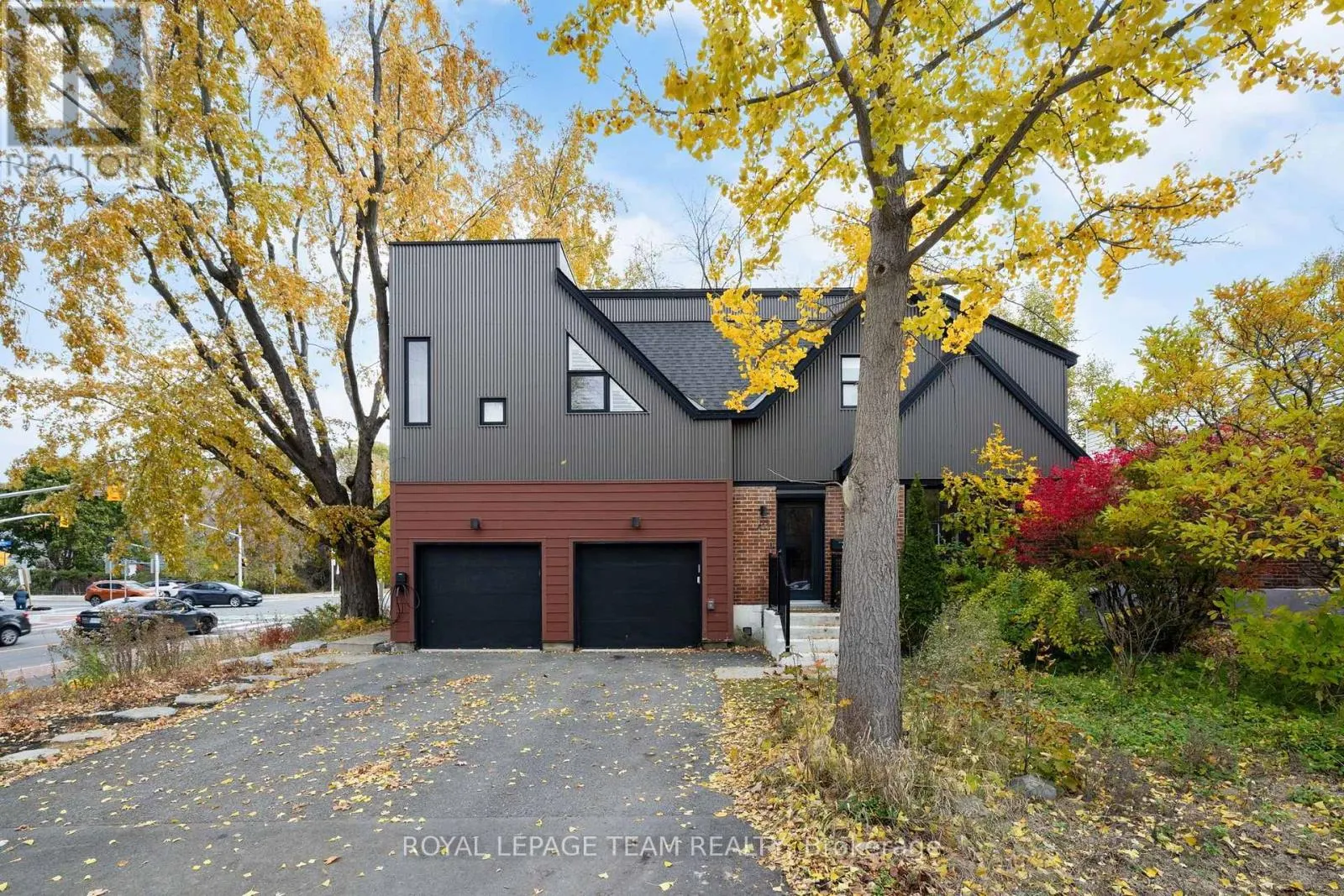 433 DAWSON AVENUE