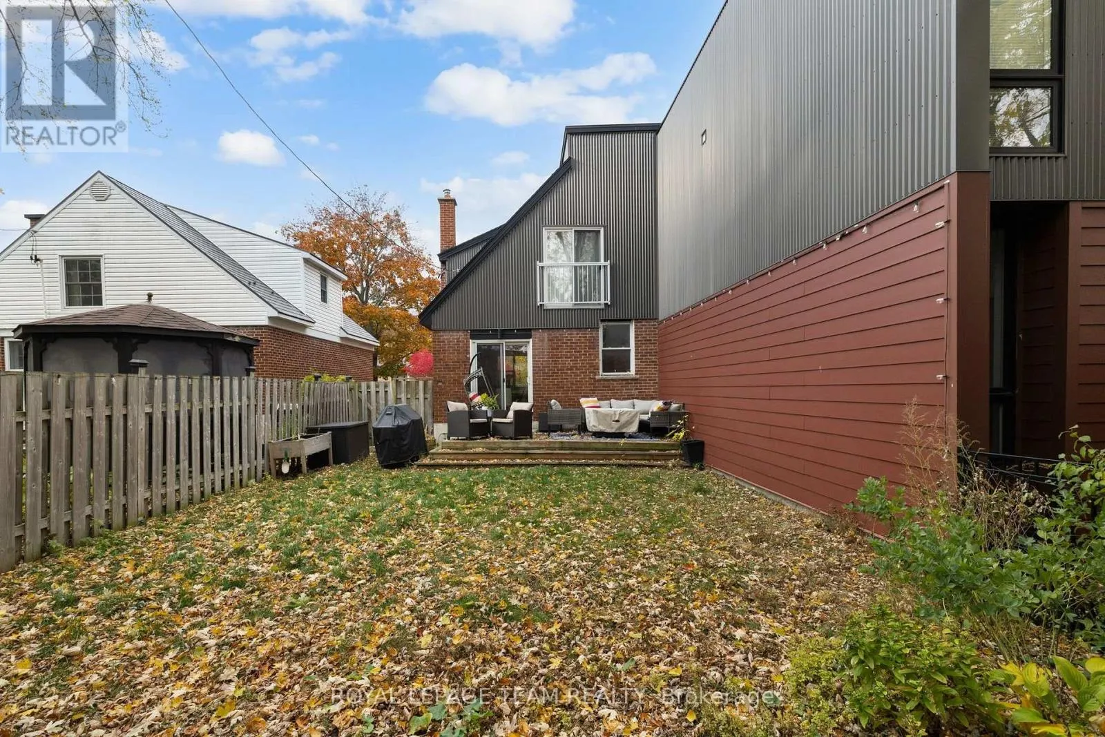 433 DAWSON AVENUE