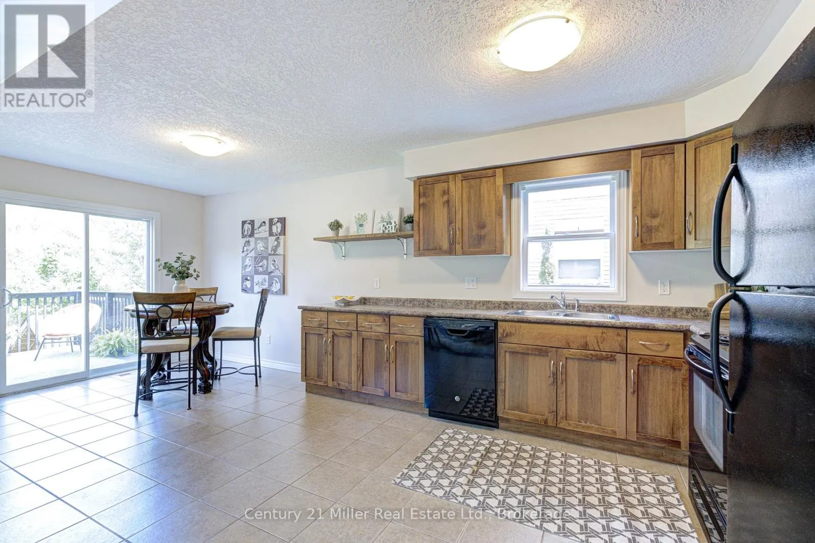 282 CARRINGTON DRIVE