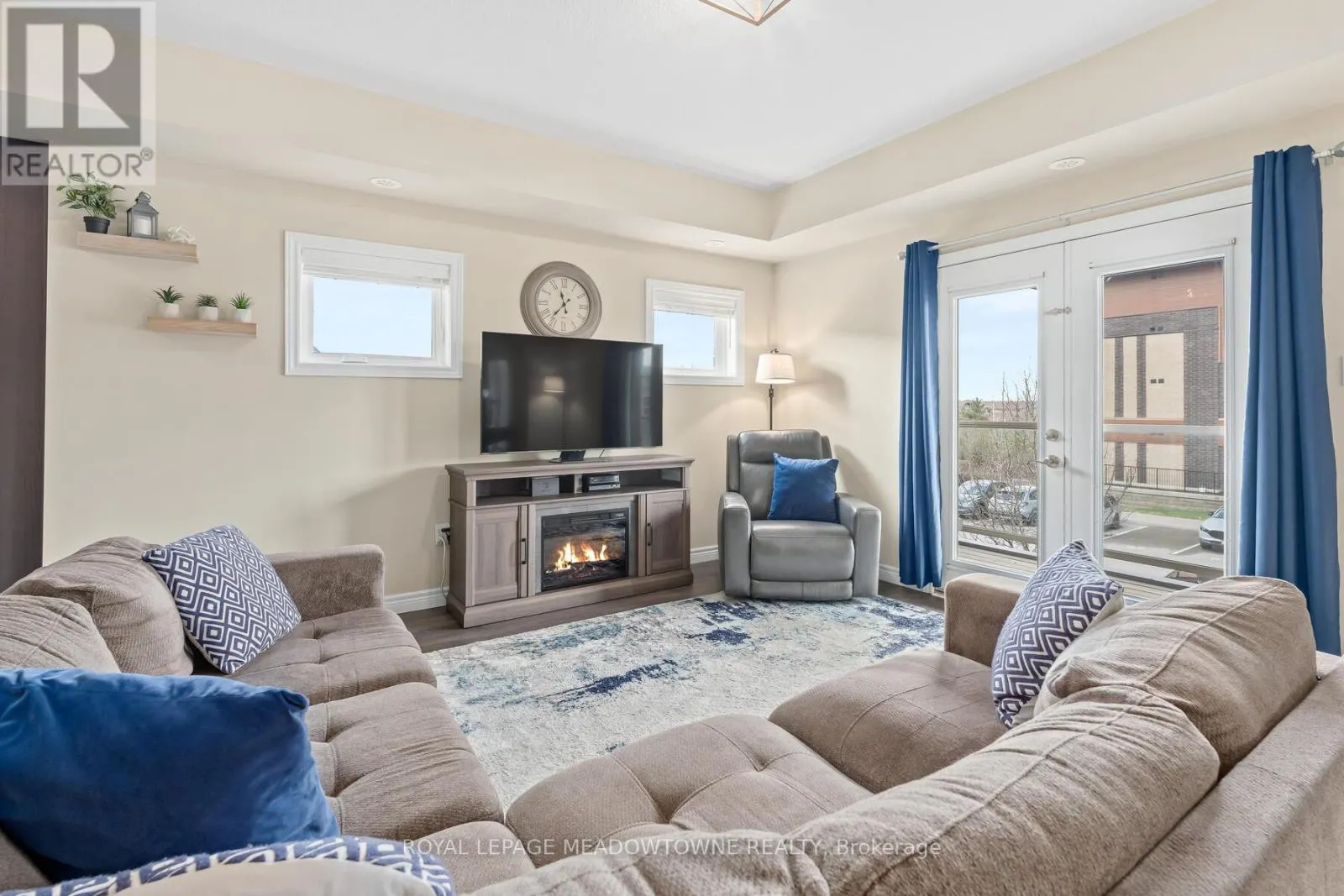 20 - 39 KAY CRESCENT