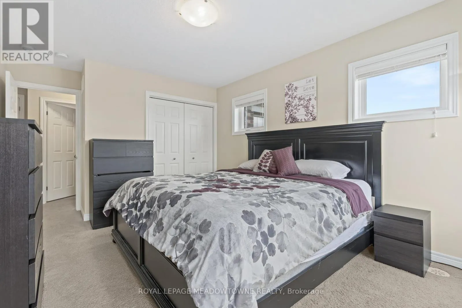 20 - 39 KAY CRESCENT