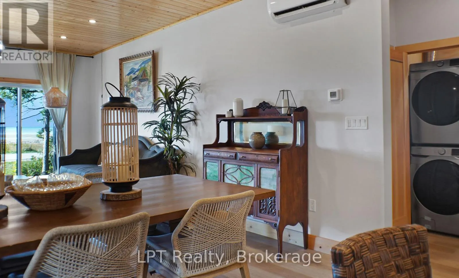 315 SHORELINE AVENUE