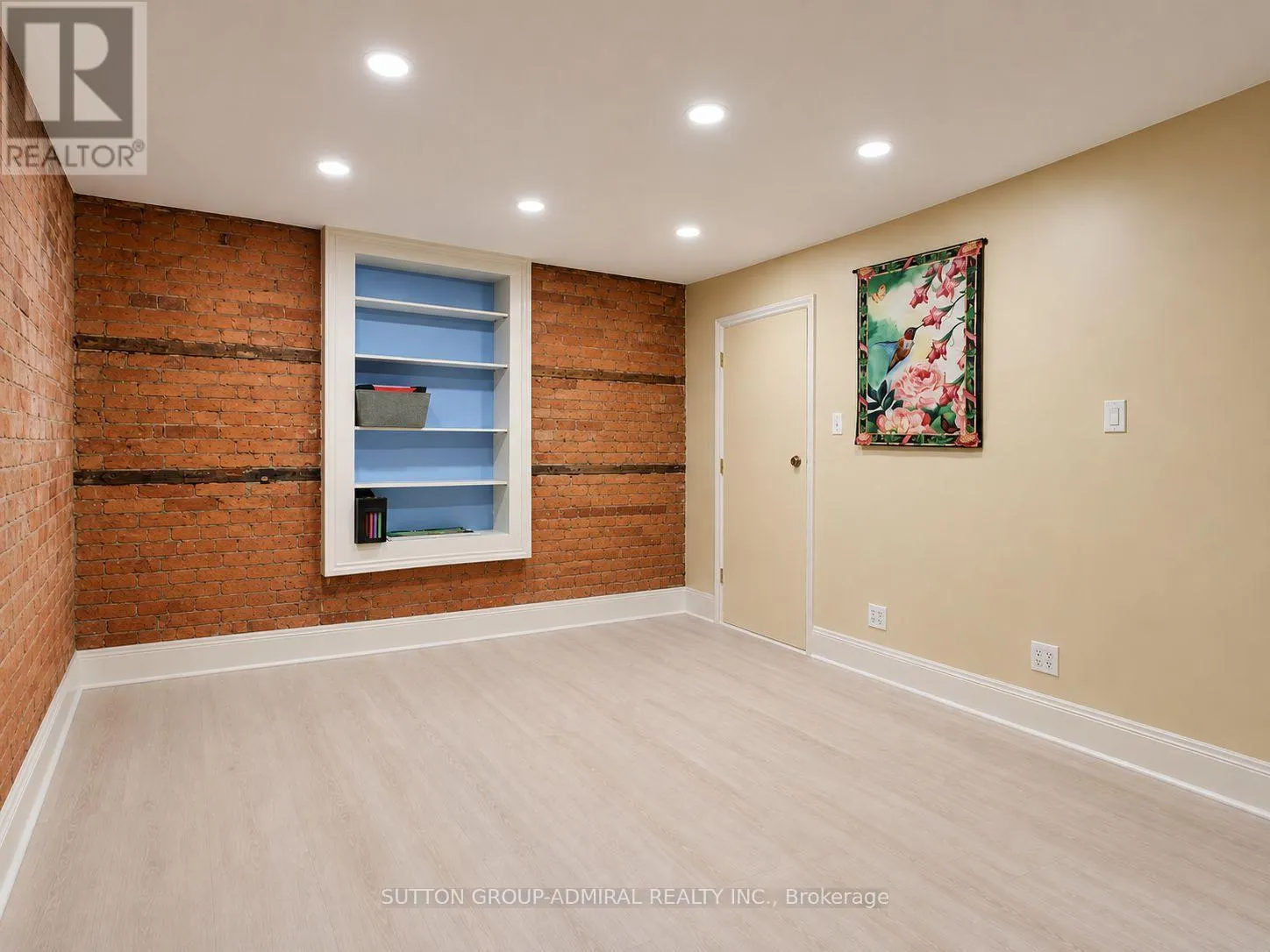 UNIT 101 - 249 DIVISION STREET