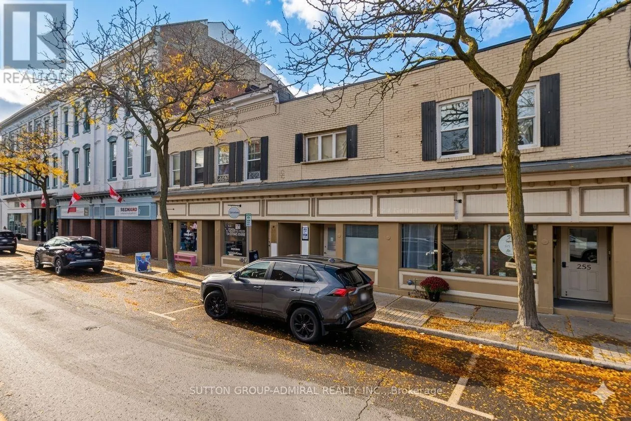 UNIT 101 - 249 DIVISION STREET