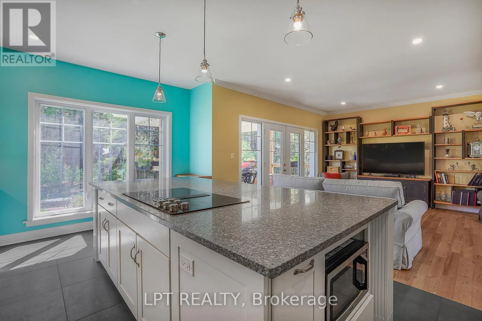 972 ABERDEEN ROAD