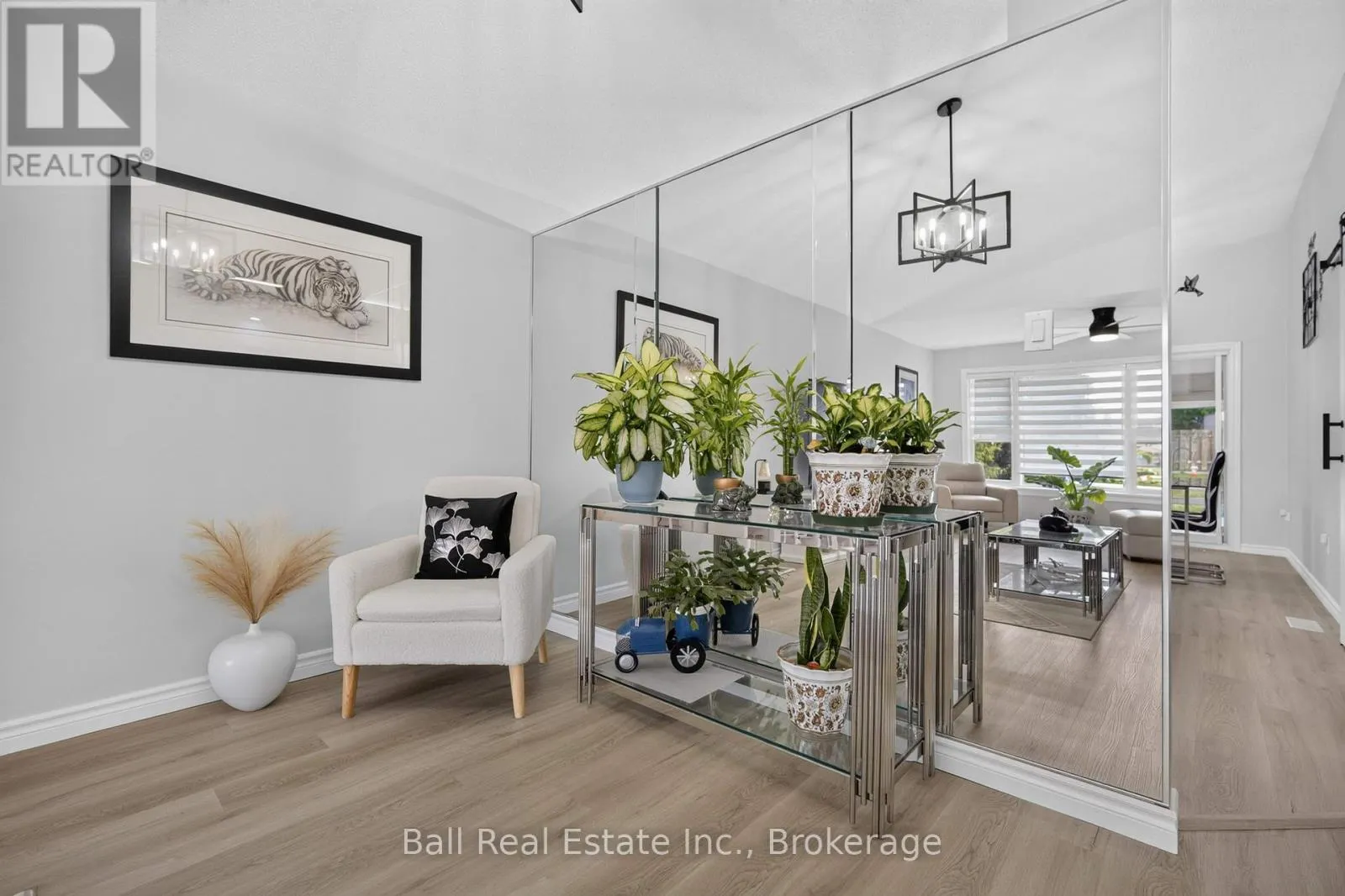18 RUSSELL HILL ROAD
