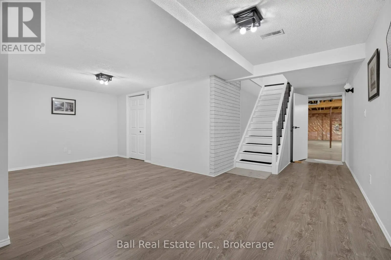 18 RUSSELL HILL ROAD