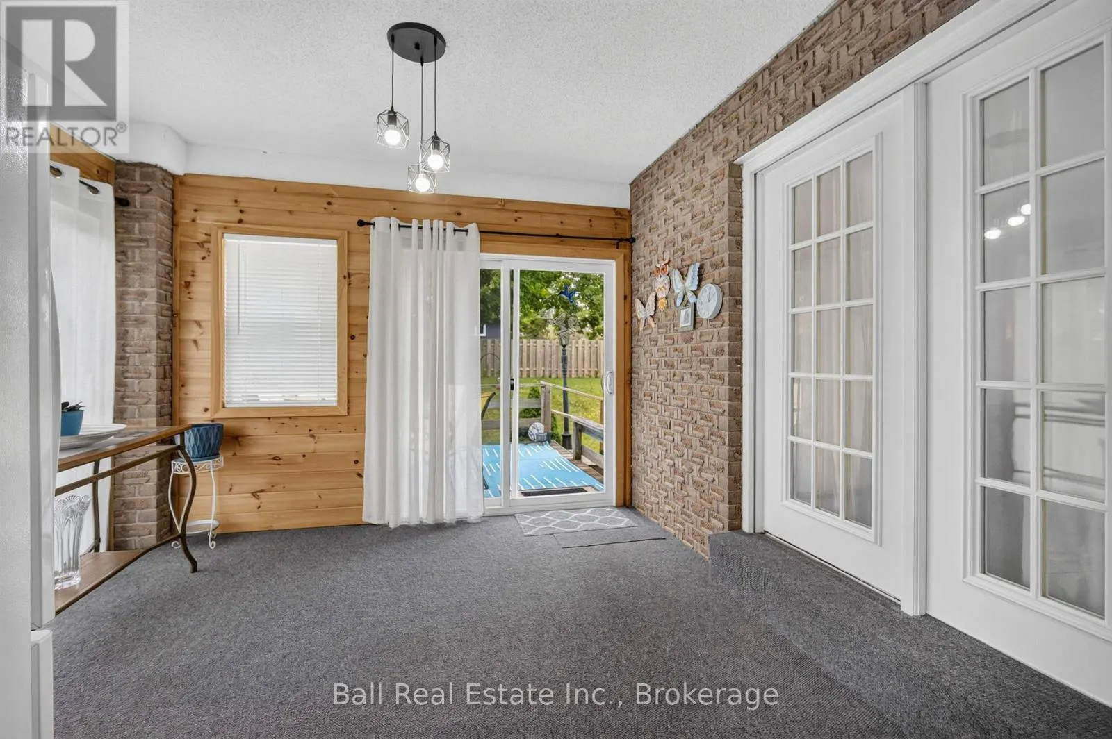 18 RUSSELL HILL ROAD