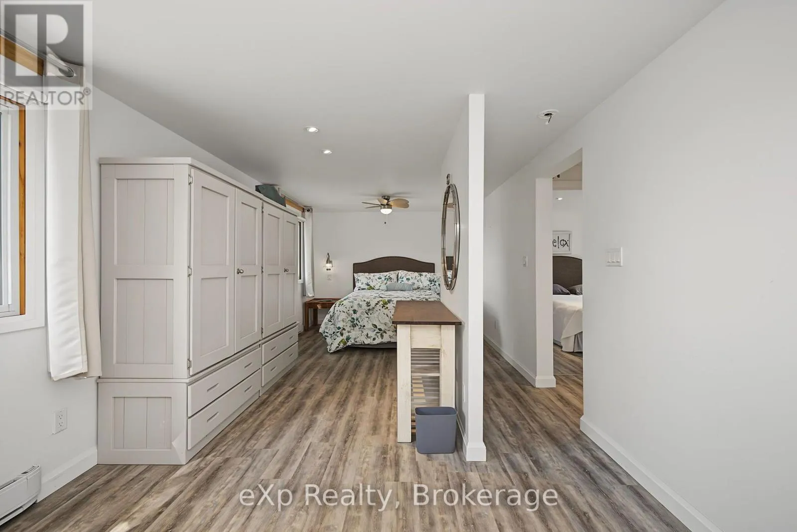 3 BAYVIEW DRIVE