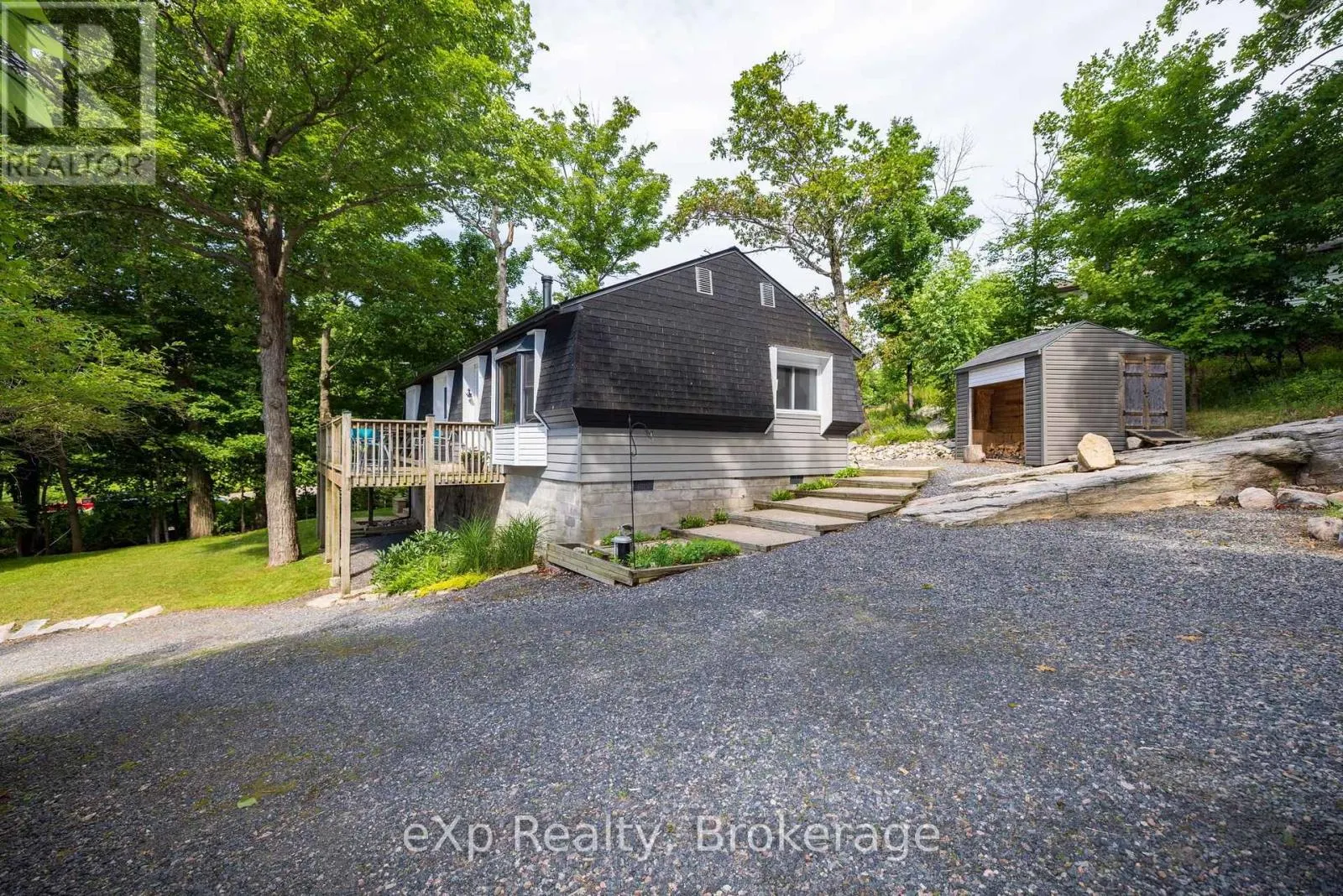 3 BAYVIEW DRIVE