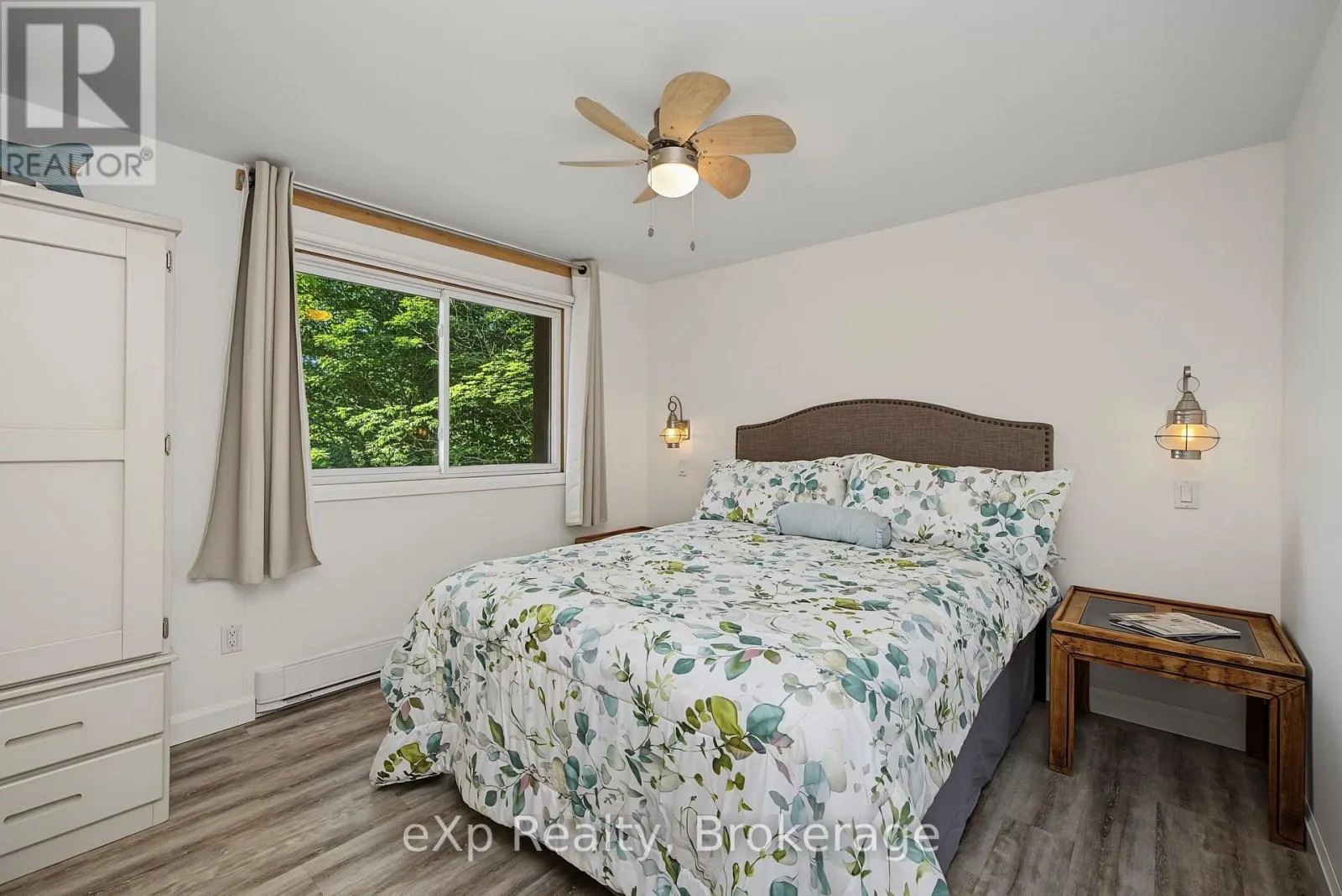 3 BAYVIEW DRIVE