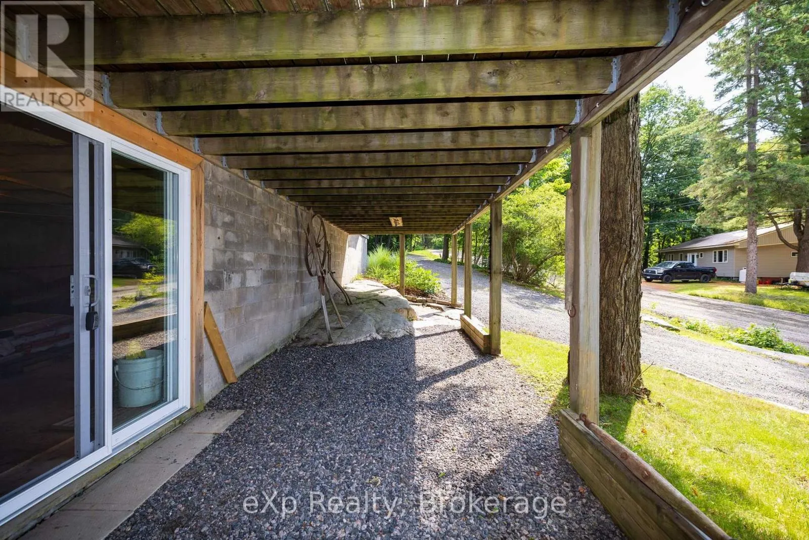 3 BAYVIEW DRIVE