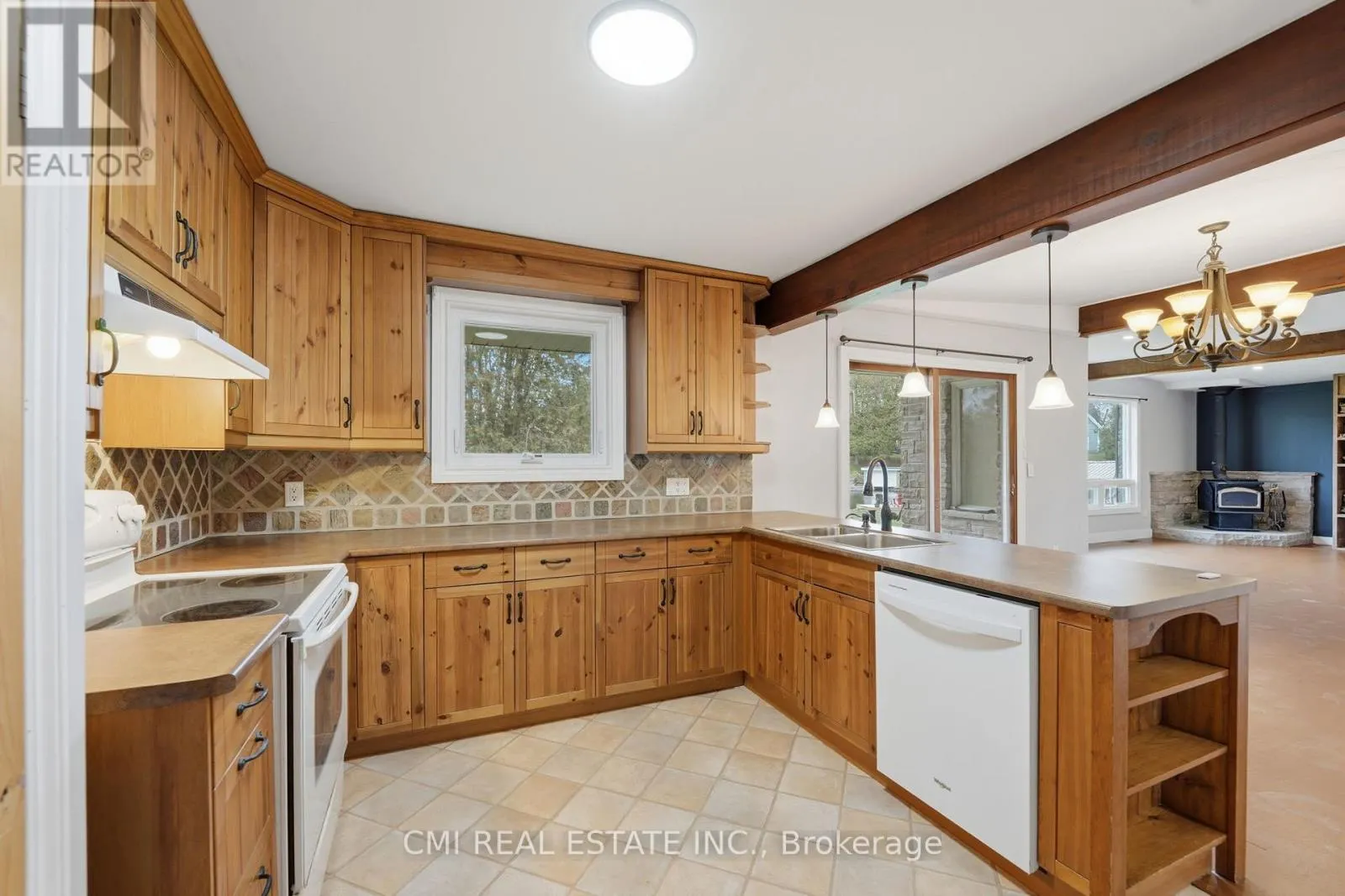 28 RIVER DRIVE