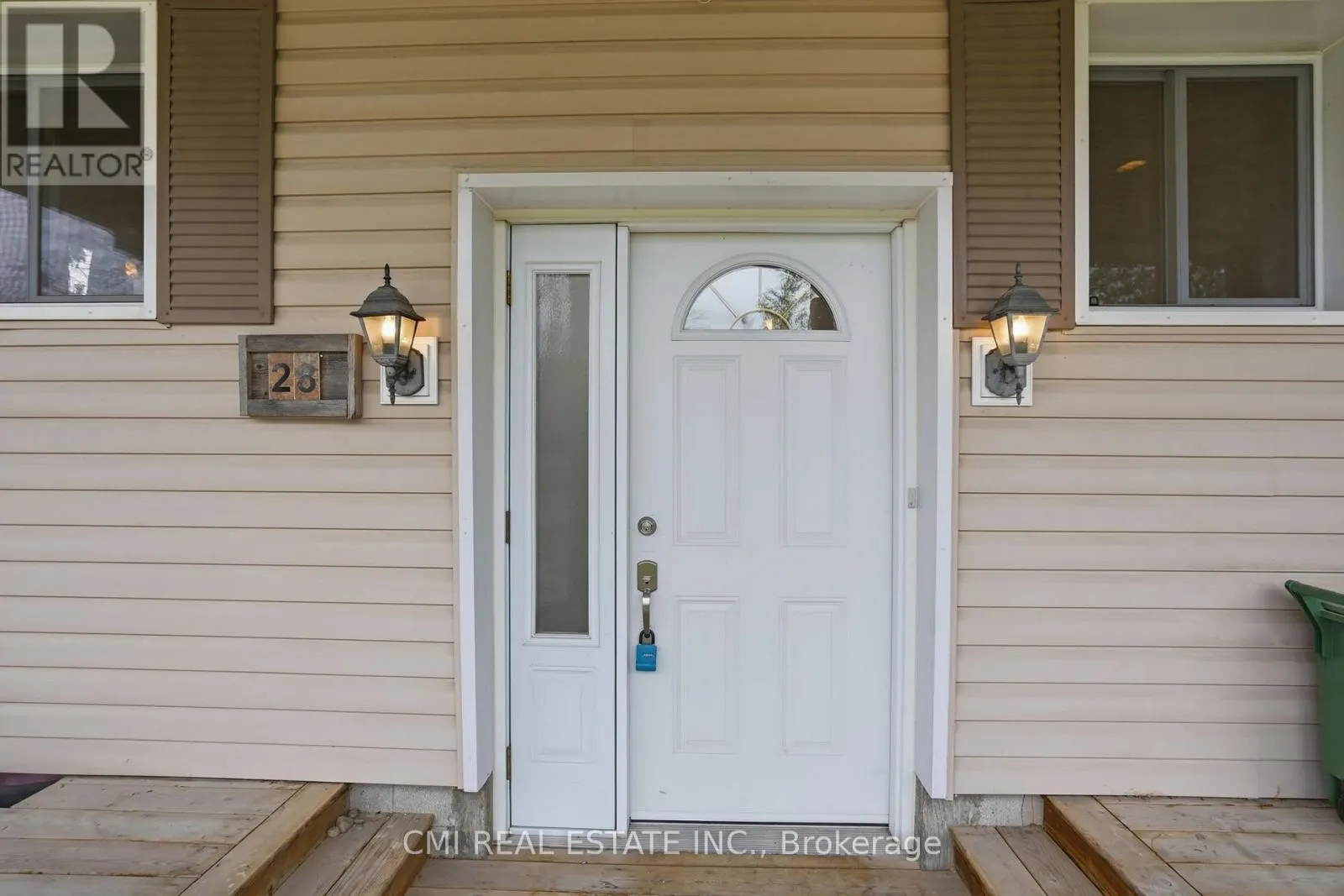 28 RIVER DRIVE