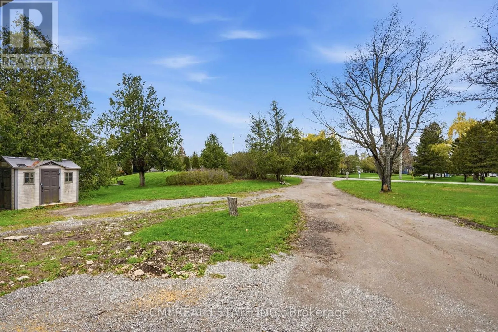 28 RIVER DRIVE