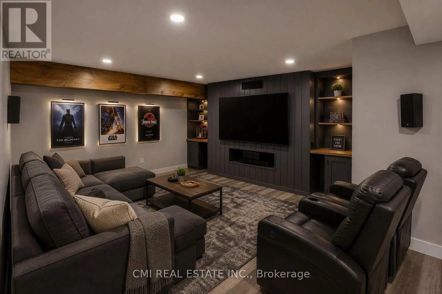 28 RIVER DRIVE