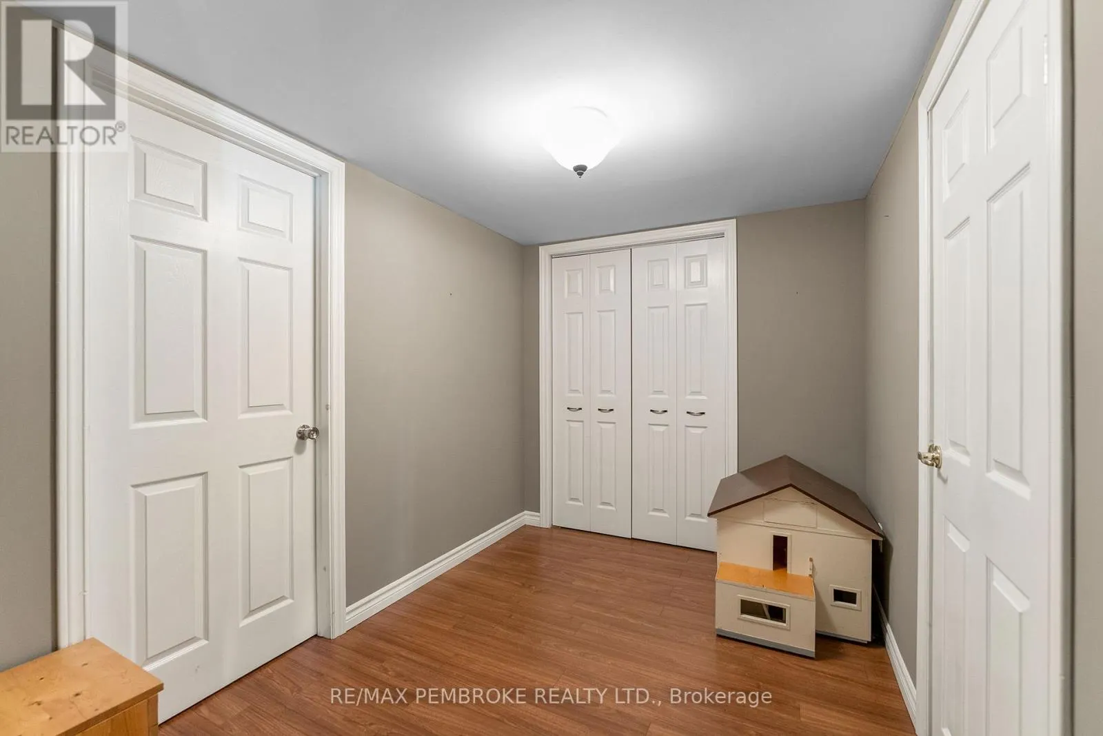 235 BROADVIEW DRIVE