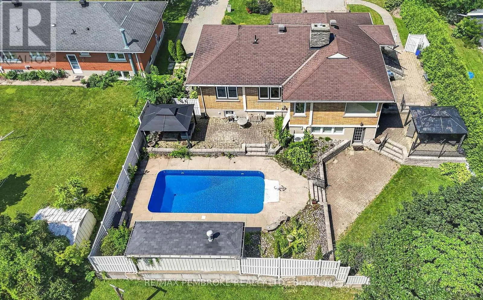 235 BROADVIEW DRIVE
