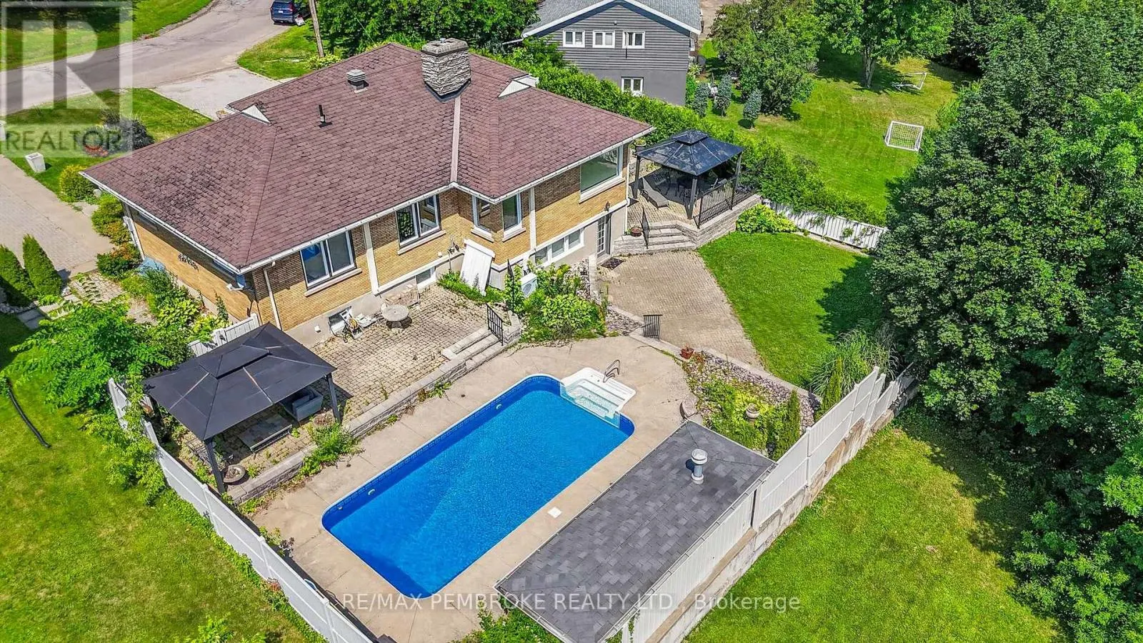 235 BROADVIEW DRIVE