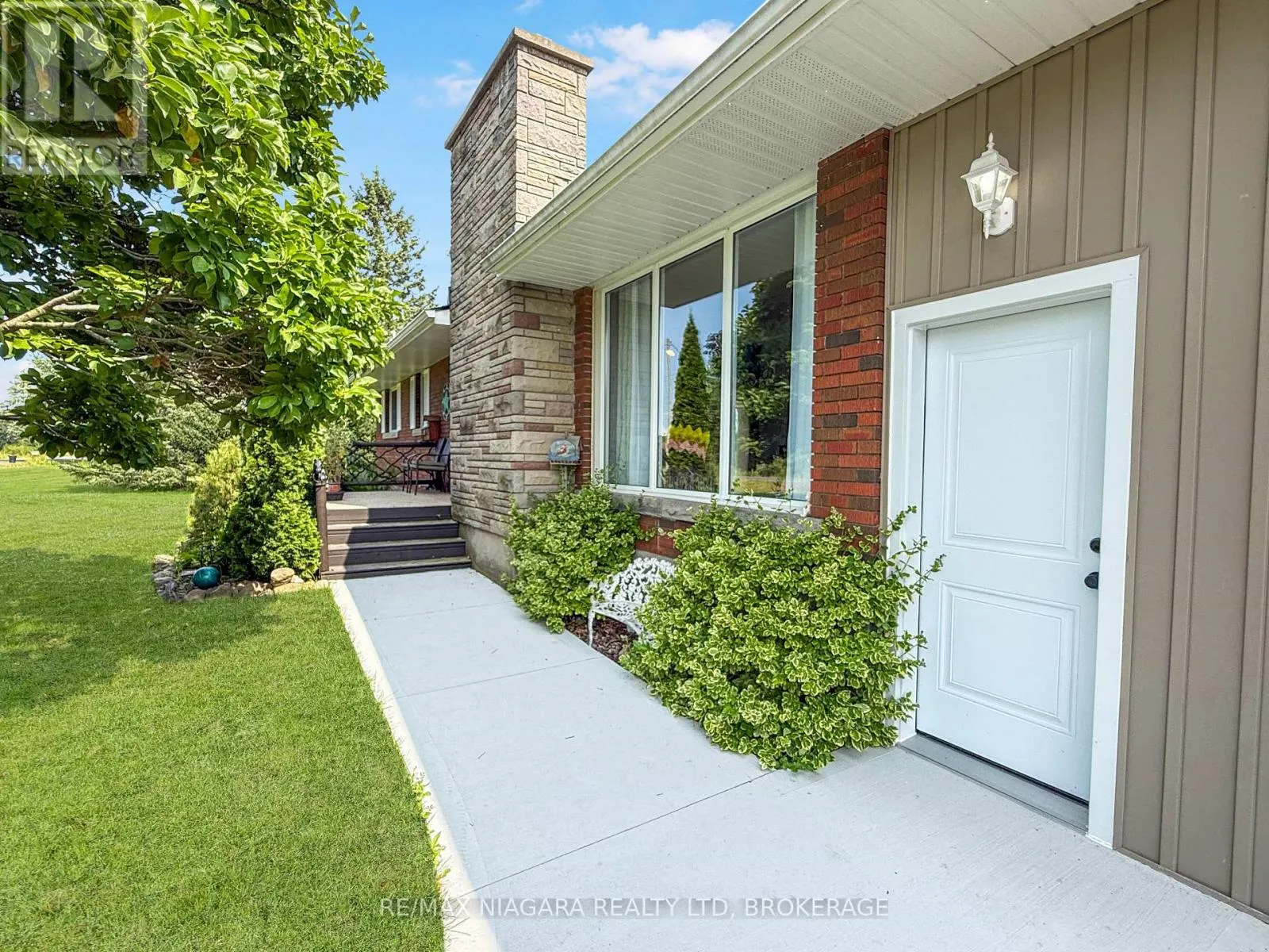 2223 TURNER ROAD