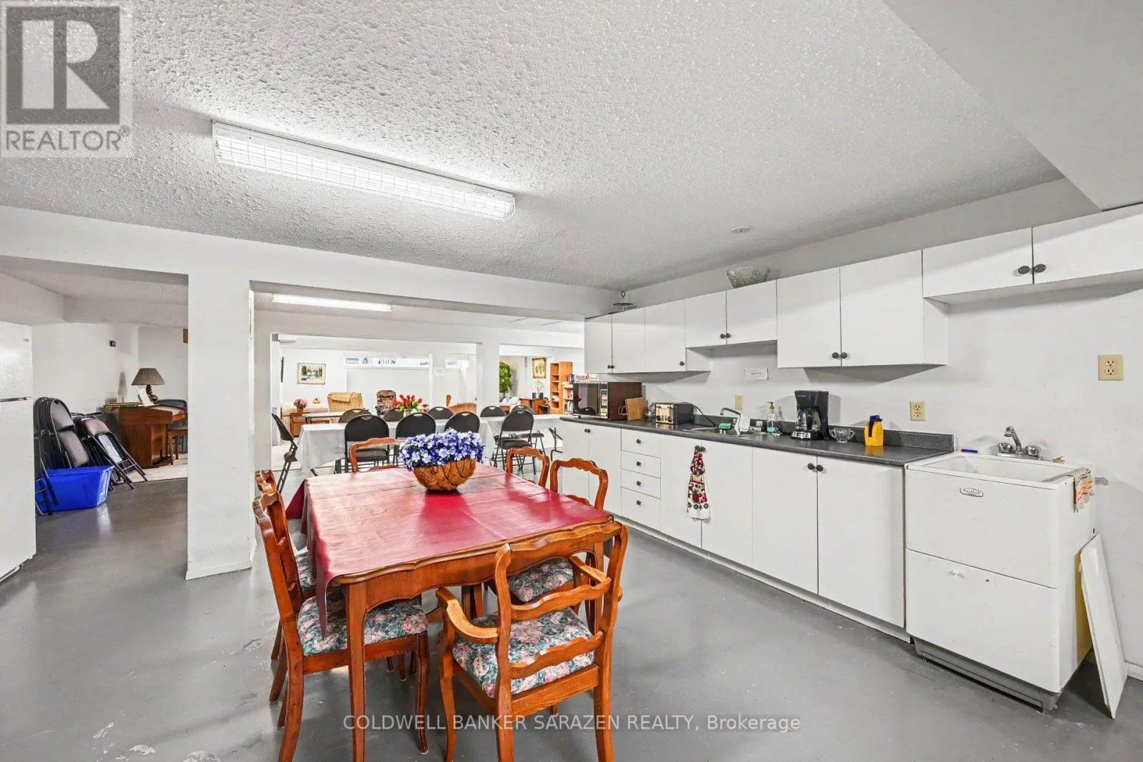 201 - 61 JACK CRESCENT