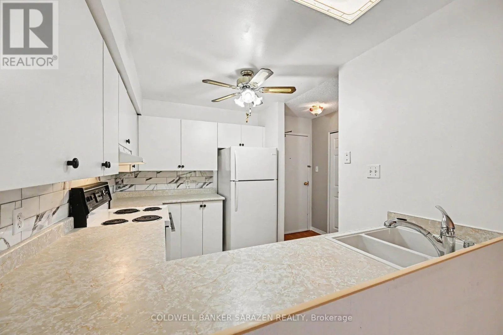 201 - 61 JACK CRESCENT