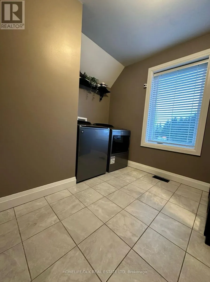 665 VAN BUREN STREET