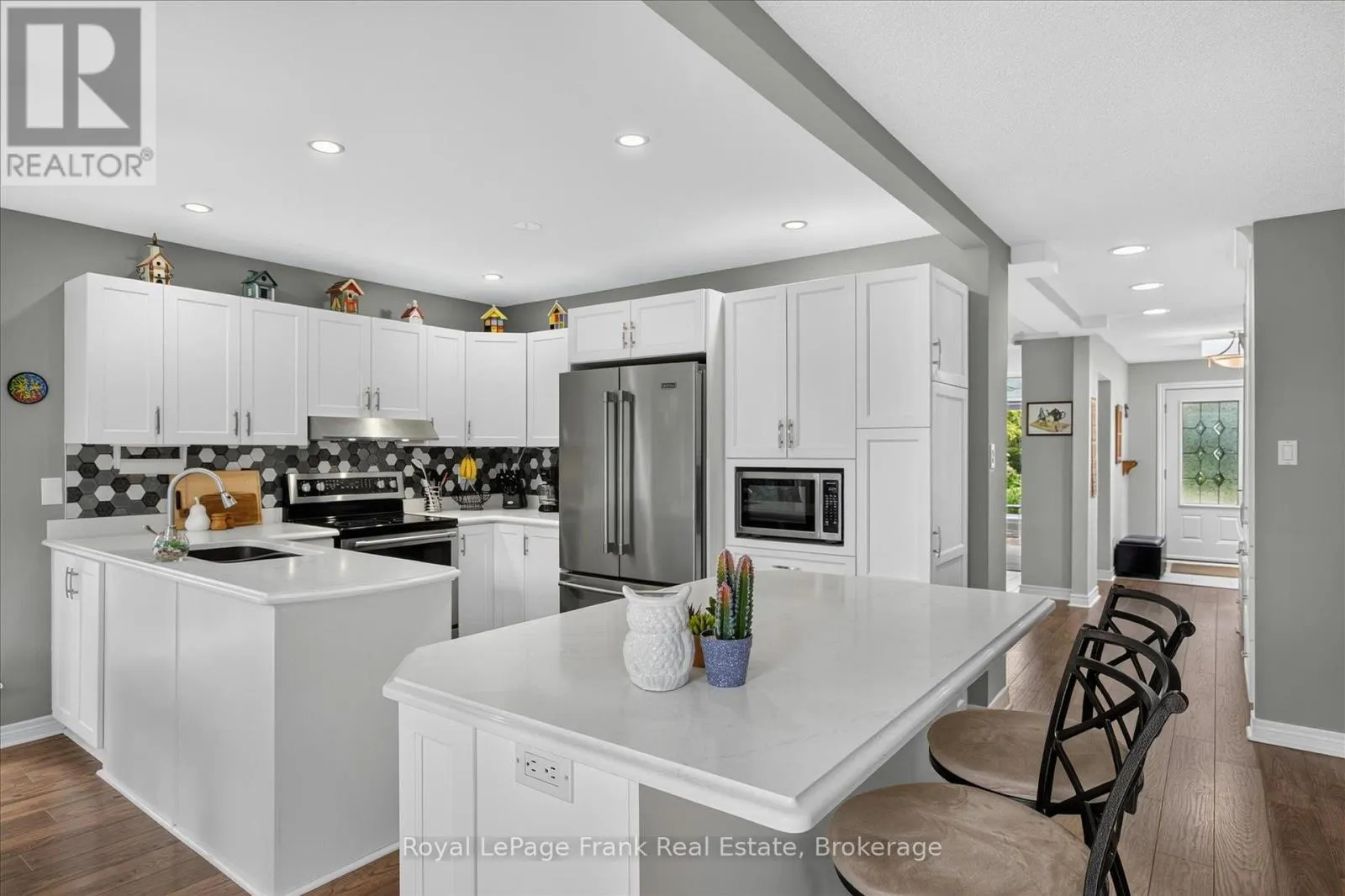 64 ISLAND BAY DRIVE