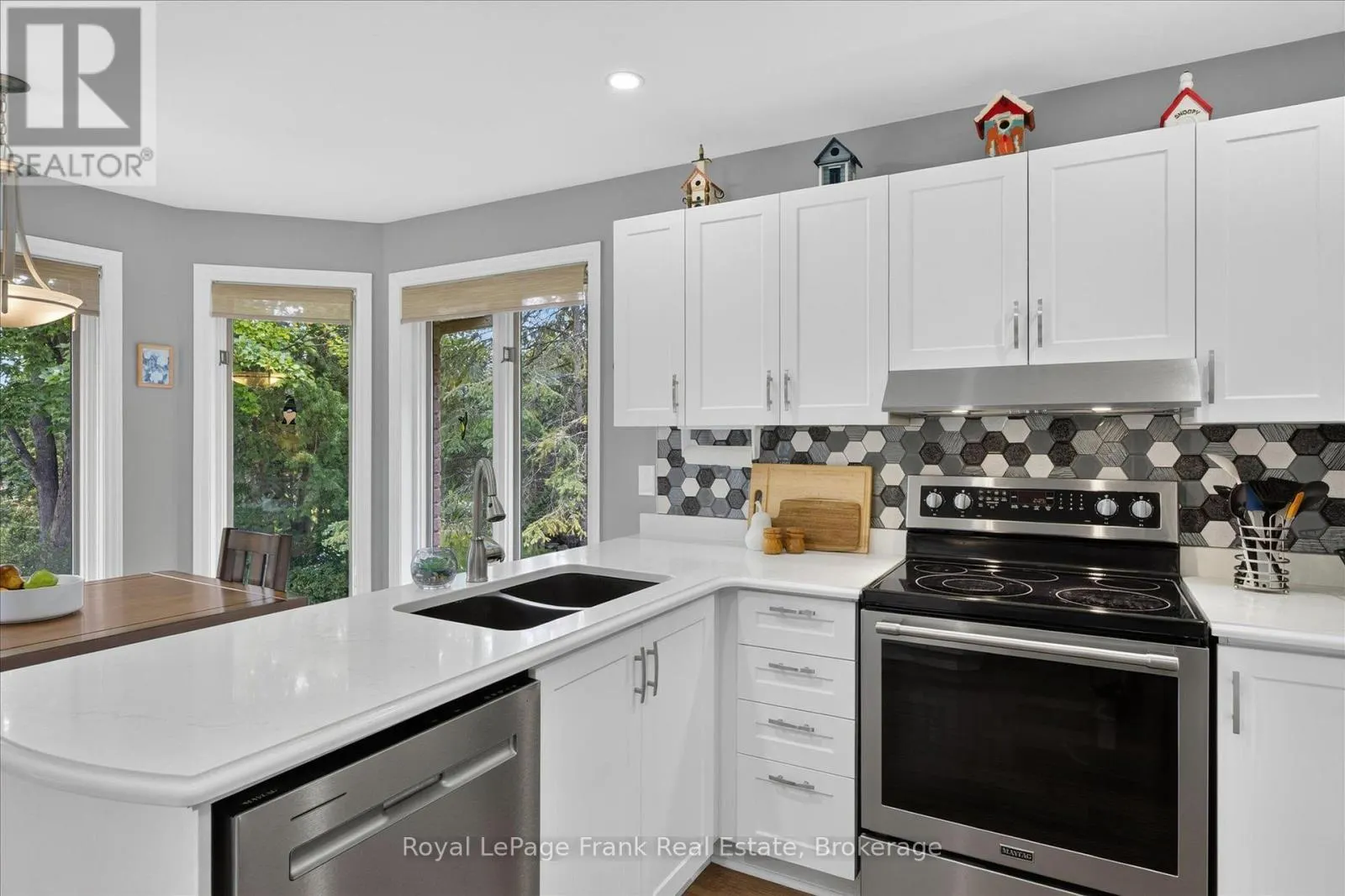 64 ISLAND BAY DRIVE