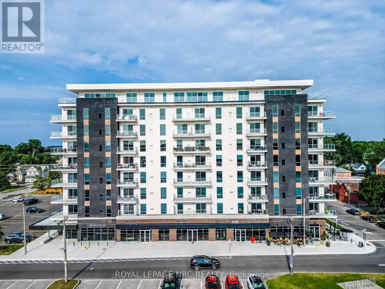 707 - 118 WEST STREET #707