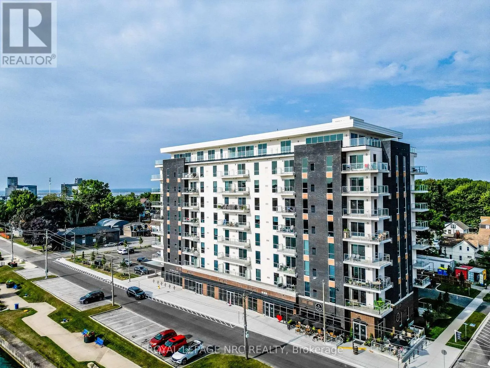 707 - 118 WEST STREET #707