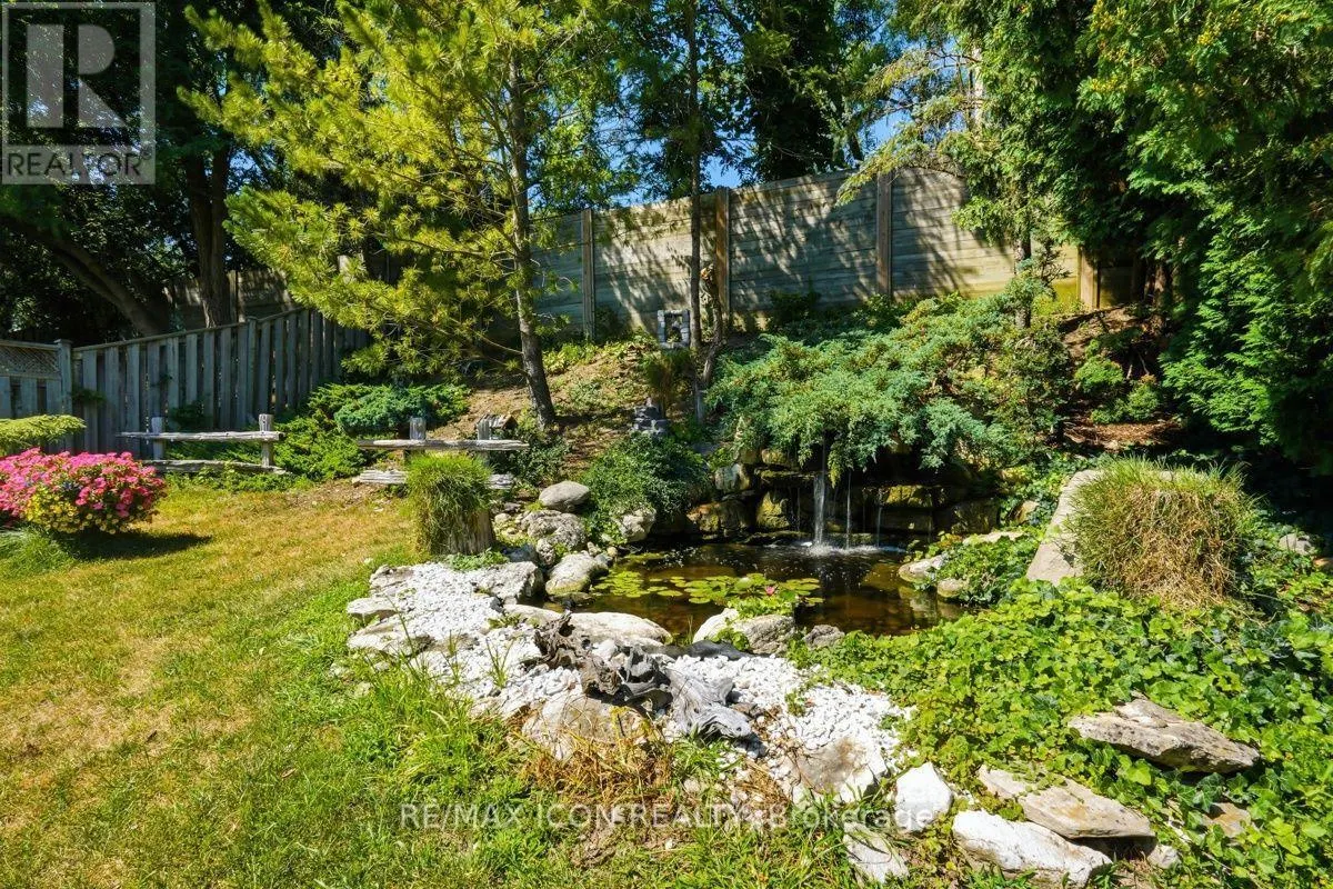 632 THORNWOOD DRIVE