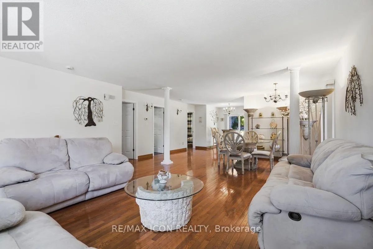 632 THORNWOOD DRIVE