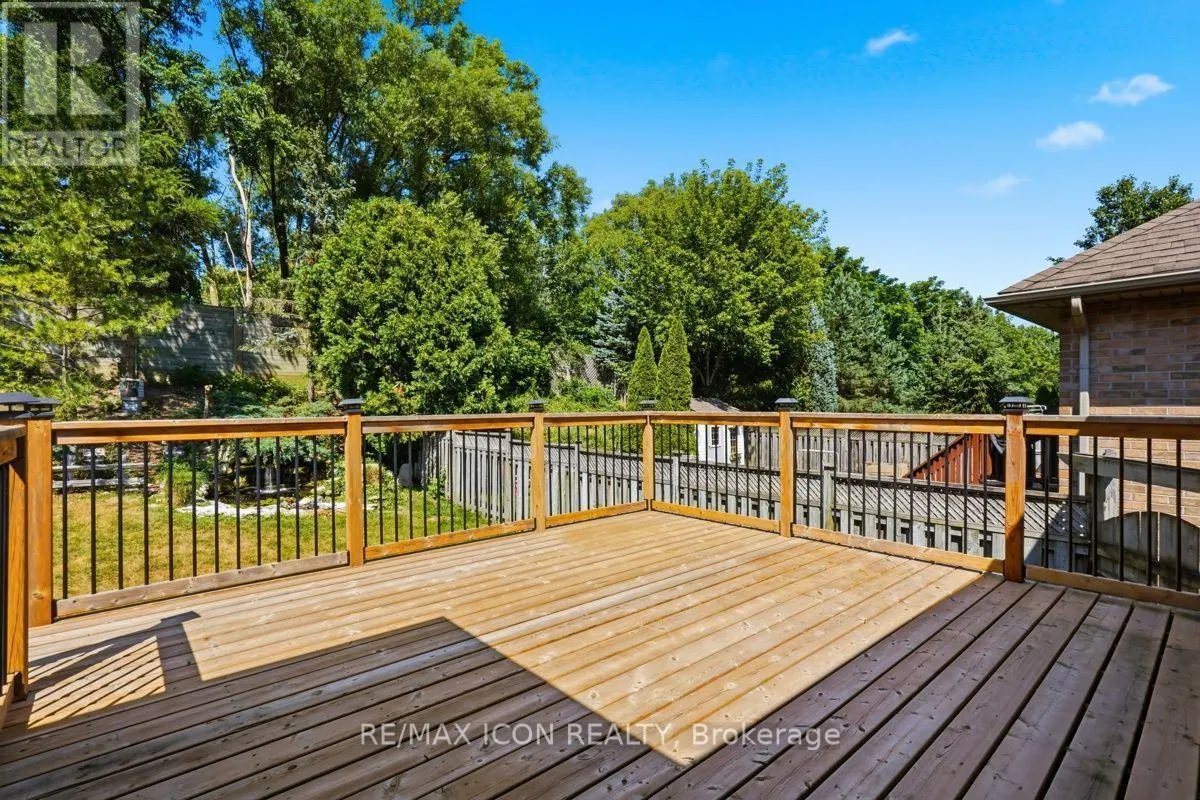 632 THORNWOOD DRIVE
