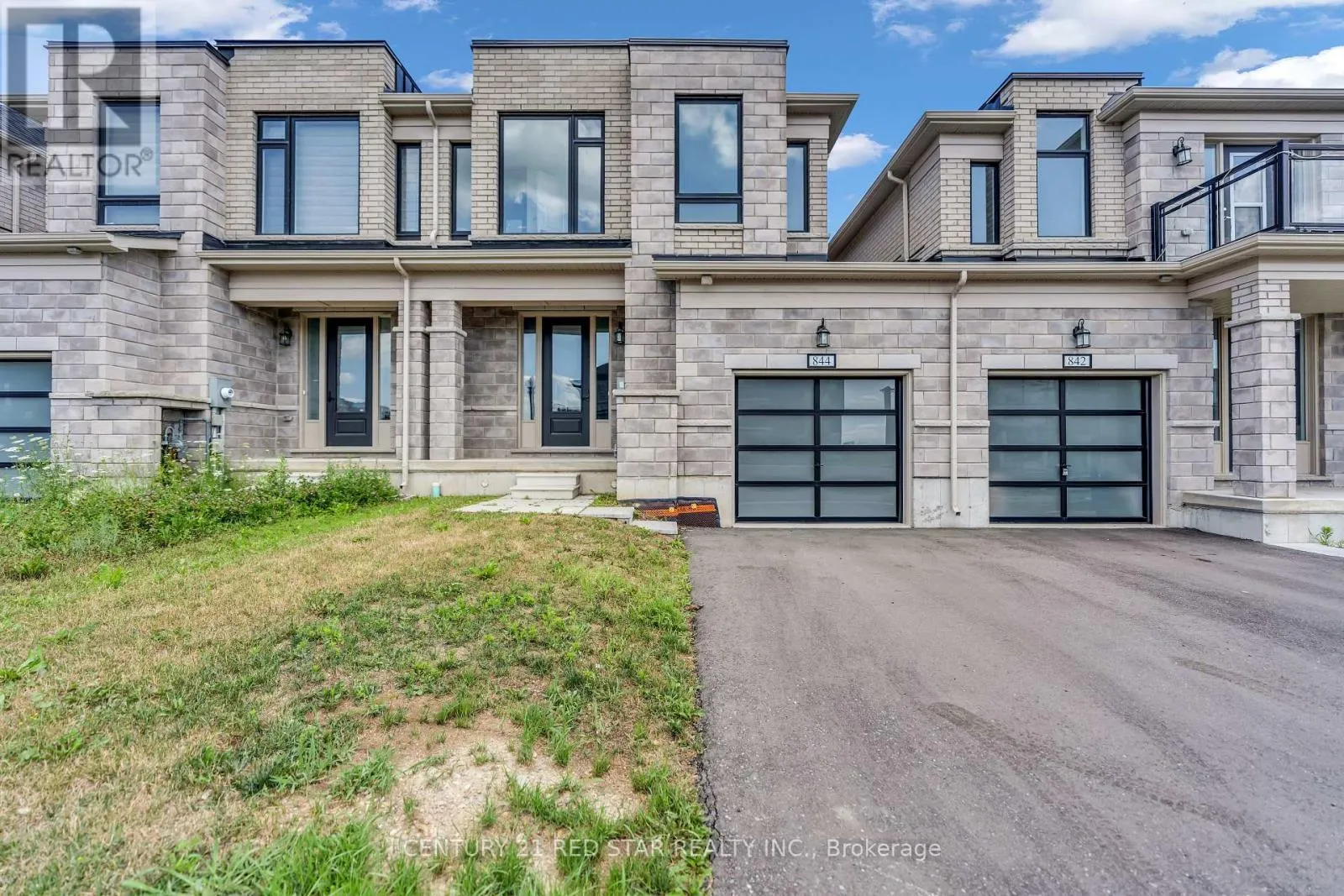 844 SOBESKI AVENUE